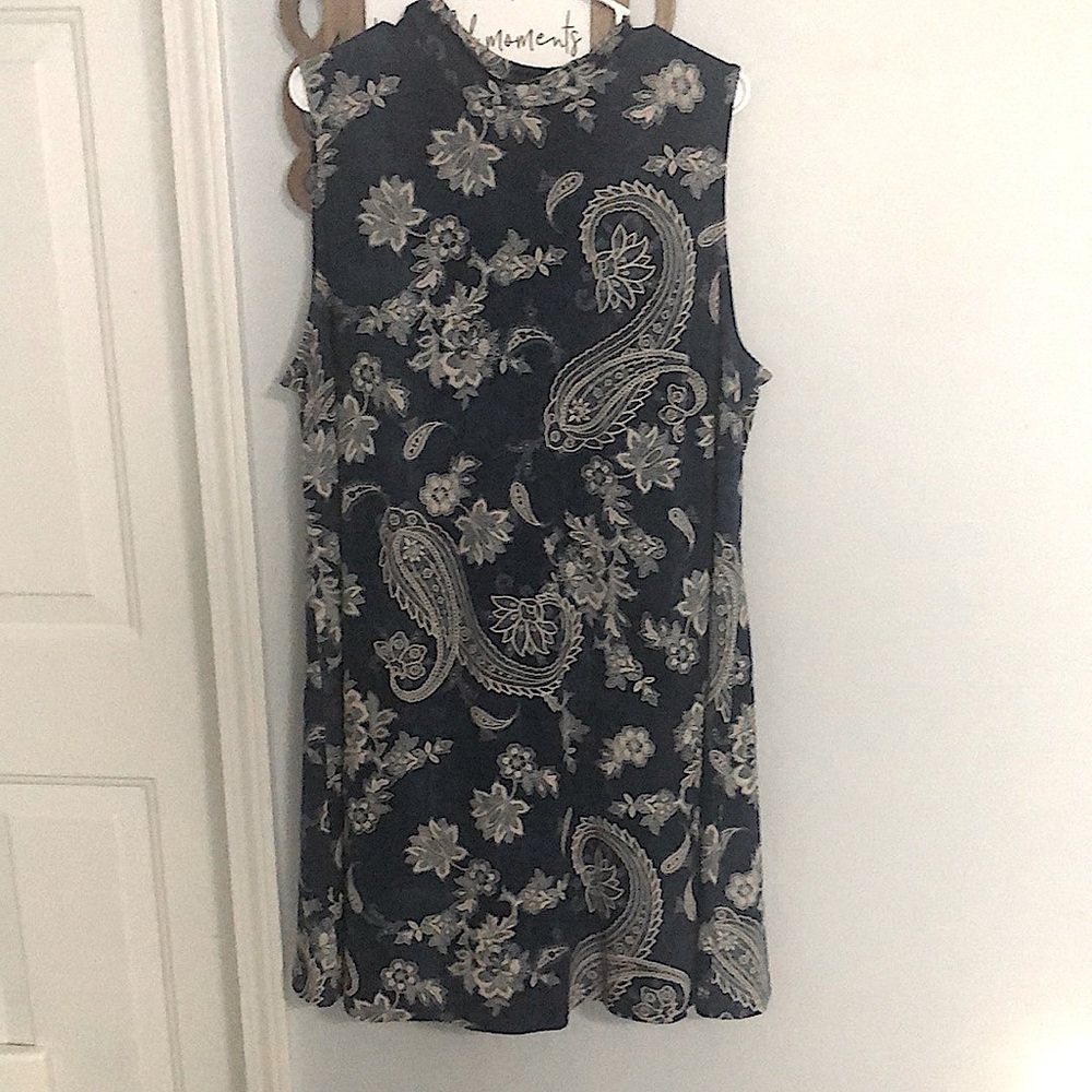 Paisley Sleeveless Dress